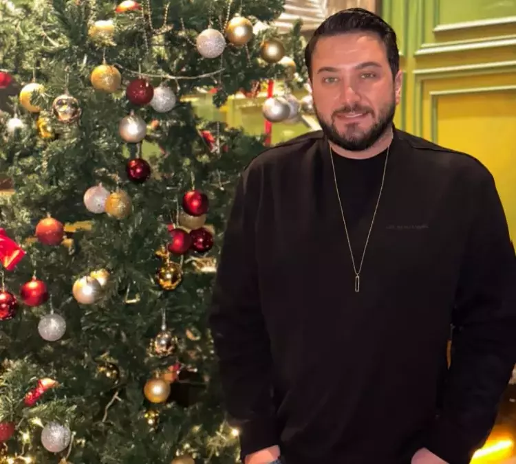 Onur Büyüktopçu'nun ‘ 8