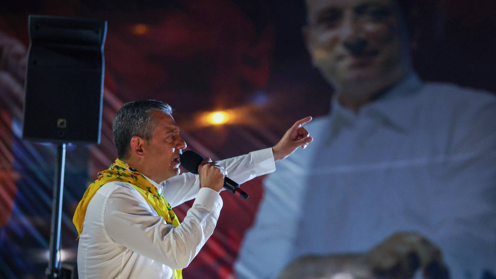 Özgür Özel 11