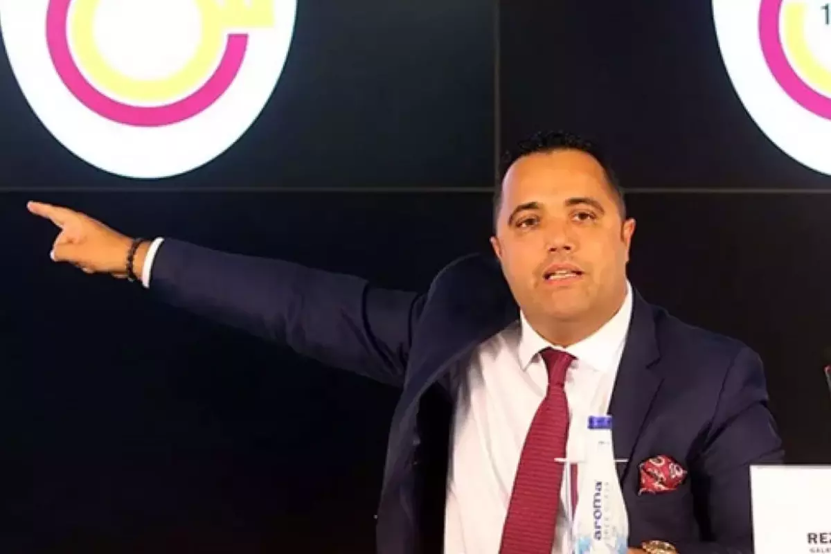 Rezan Epozdemir Galatasaray Uyeligi Askiya Alindi 18987593 1180 Amp