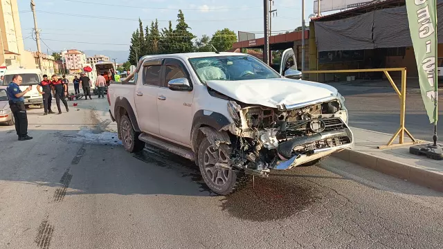 Yeni Evli Çifti Kaza Ayırdı 3