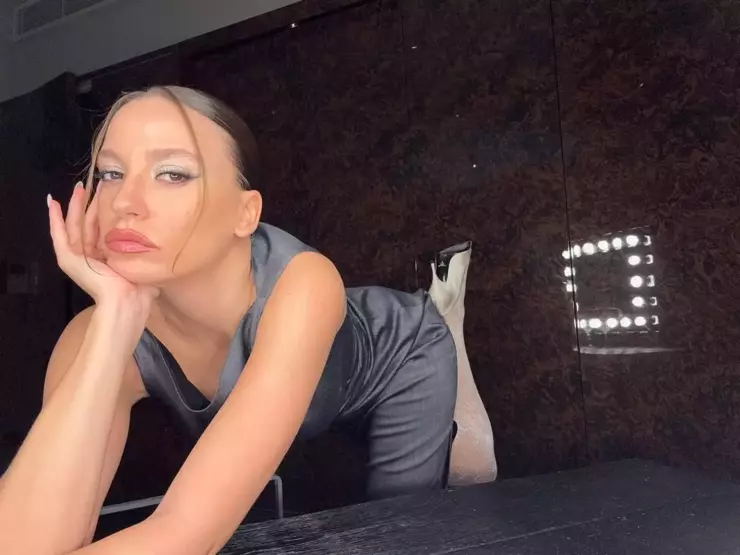 Serenay Sarıkaya-32