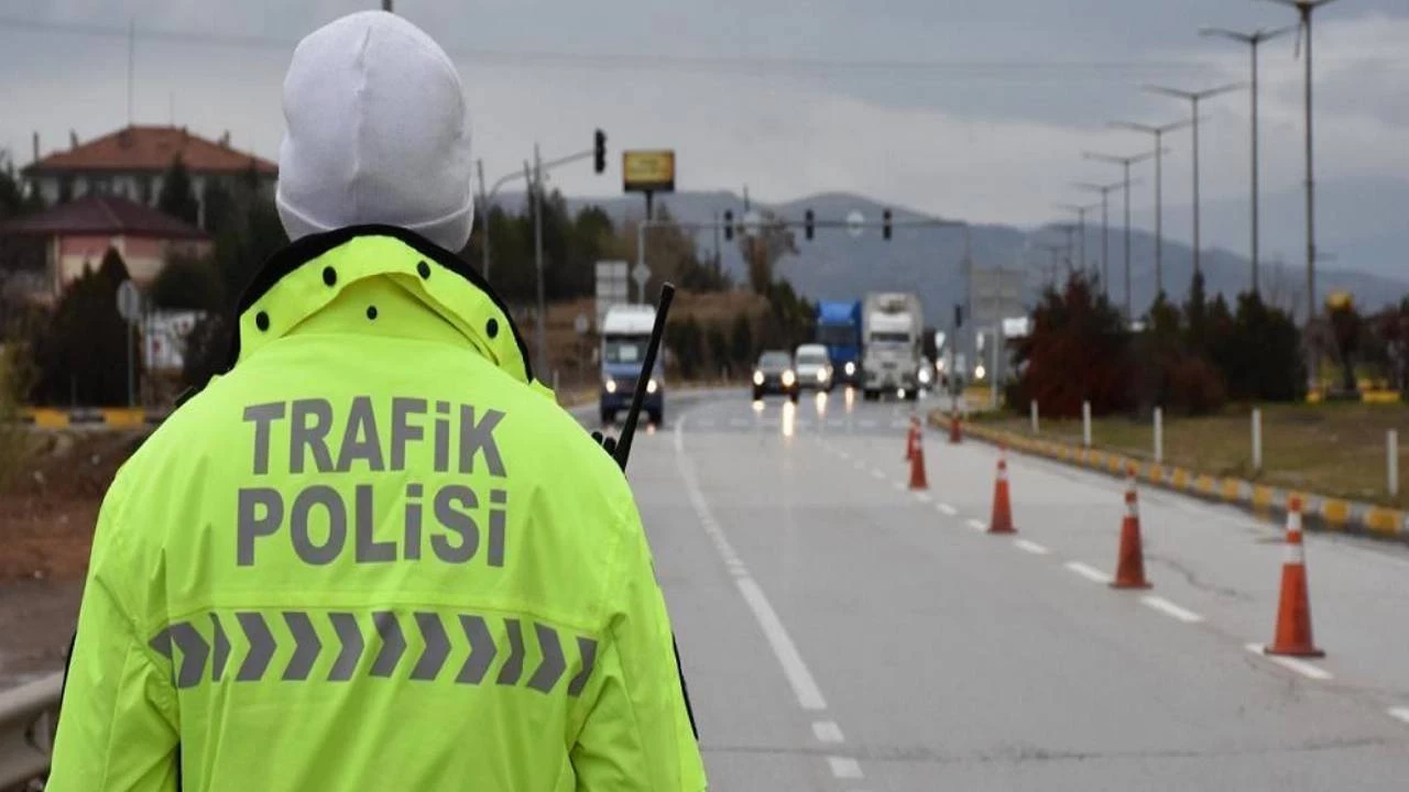 T R A F İ K-2